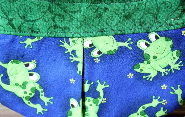Happy frogs playing small bag, child sized or small purse.  Lined in Coordinated cotton picture