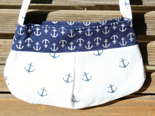 Anchors small bag, child sized or small purse.  Lined in Coordinated cotton picture