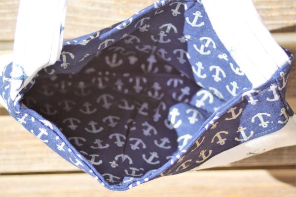 Anchors small bag, child sized or small purse.  Lined in Coordinated cotton picture