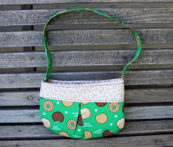 Little girl Girl Scout Cookies small bag, child sized or small purse.  Lined in Coordinated cotton picture