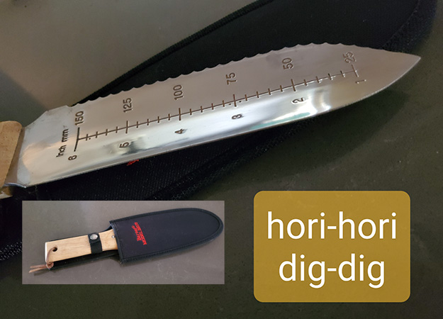 Hori-Hori. Japanese digging knife