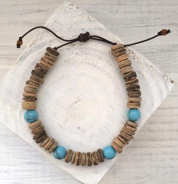 Magnesite & Coconut Bracelet picture