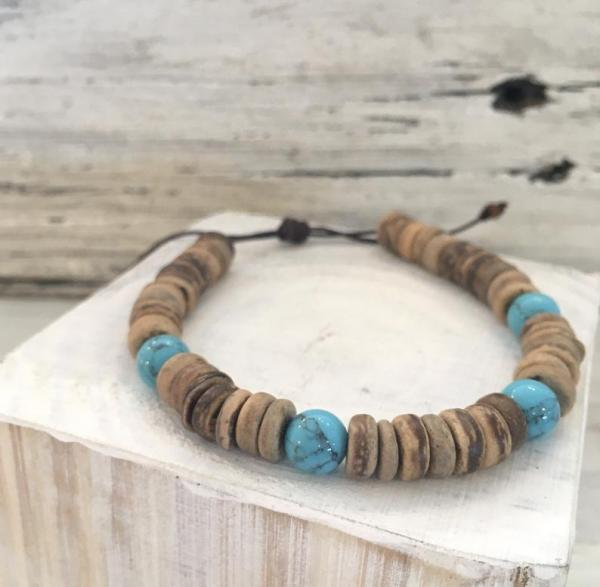 Magnesite & Coconut Bracelet picture