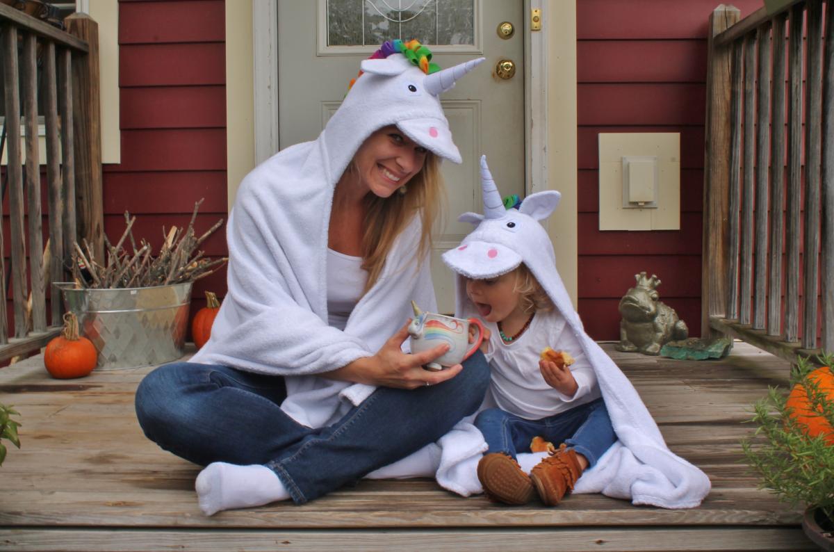 Adult Unicorn Towel Hooded Towel picture