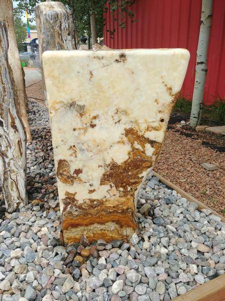 063 White Canyon Onyx Water Feature