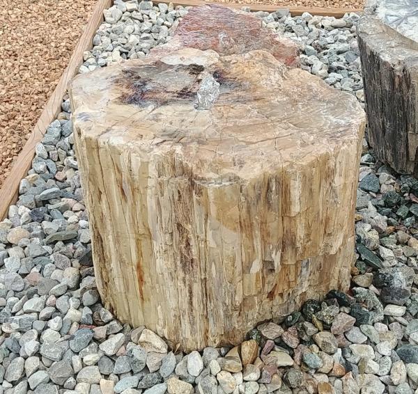 PW07 White petrified Wood Fountain