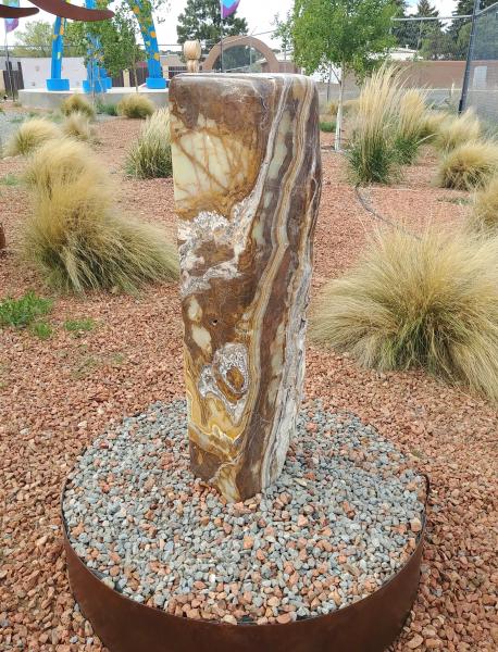 058 Green Brown canyon Onyx Water Feature picture