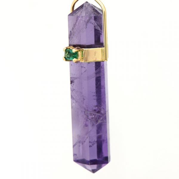 Mystical Amethyst Crystal With Emerald In 4K picture