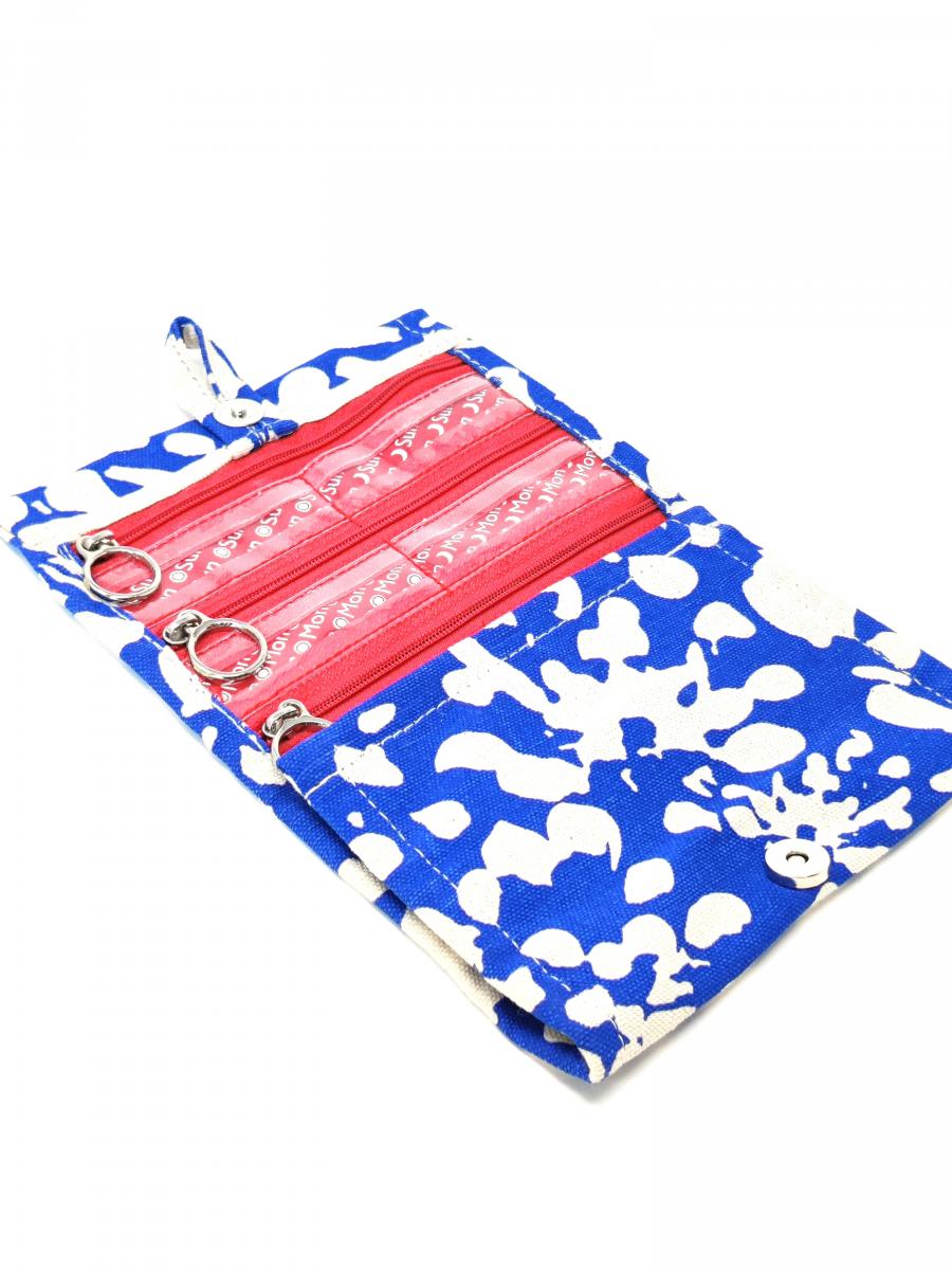 The Original Pillfold Stylish Weekly Pill Organizer picture