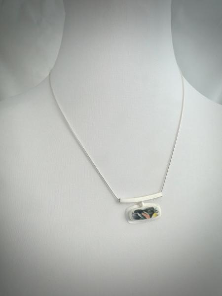 Horizon Necklace Oriole picture