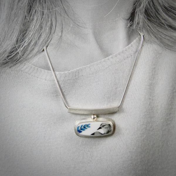 Dove Horizon Necklace in Silver picture