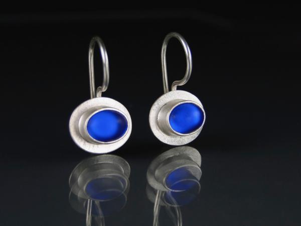 Small Oval Wire Earrings in Sapphire Blue and Silver