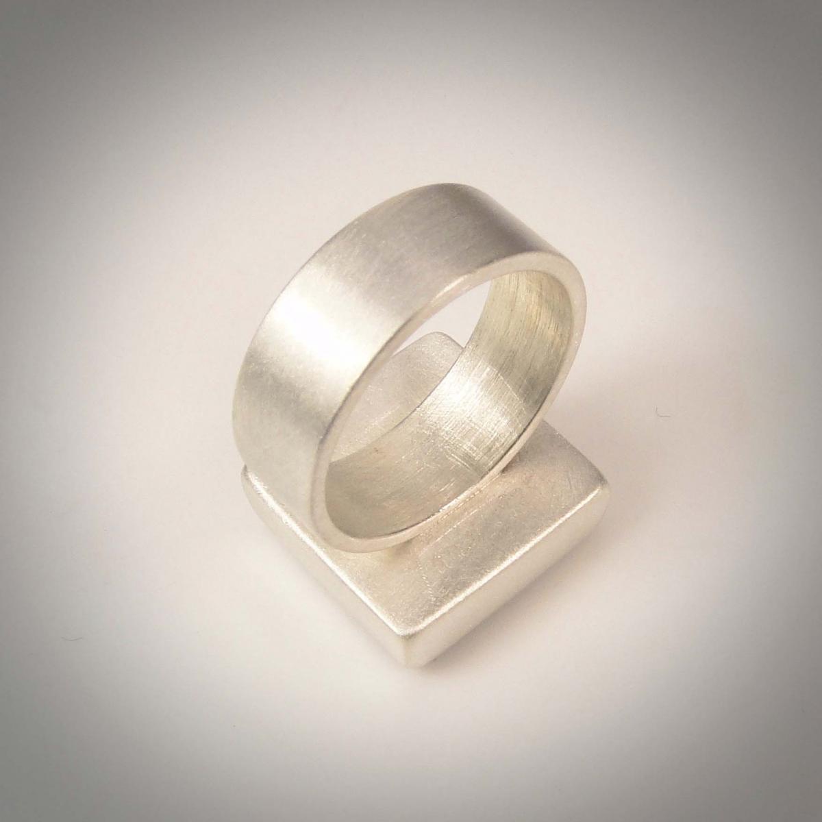 European Goldfinch Ring picture