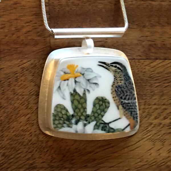 Cactus Wren and Saguaro Cactus Portrait Bar Necklace