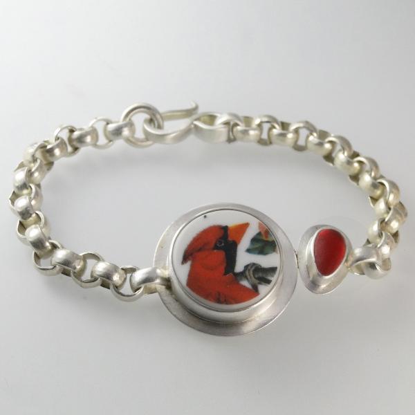 Cardinal and Red Glass Teardrop Bracelet