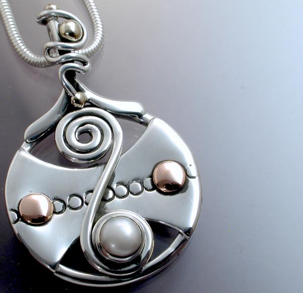 Spiral & Pearl Pendant