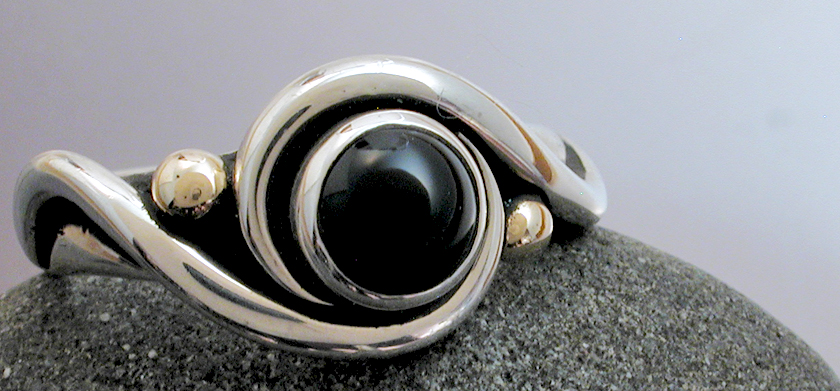 Black Onyx Double Curl Ring