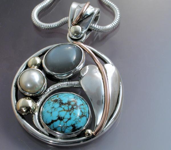 Circle Leaf Turquoise Pendant