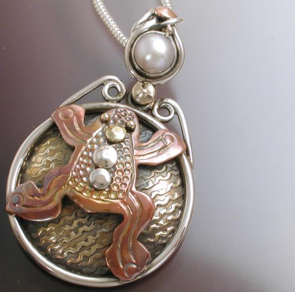 Frog on a Circle Pendant