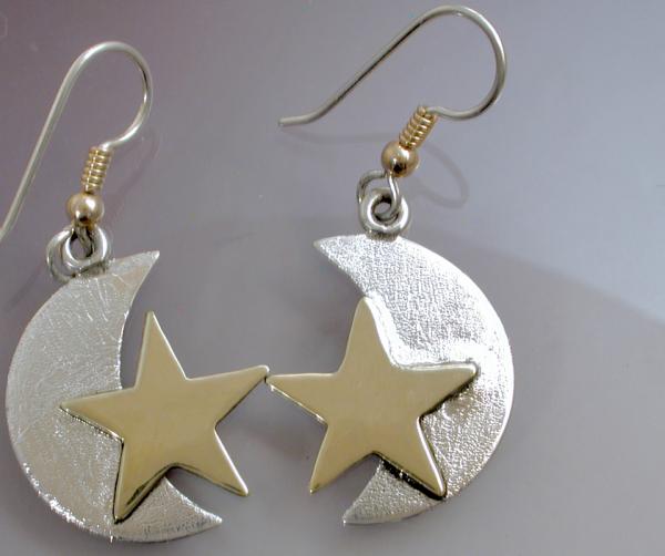 Star & Moon earring picture