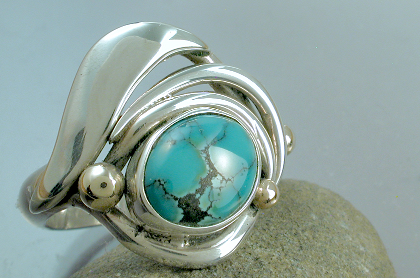 Turqoise Silver & Gold Ring picture