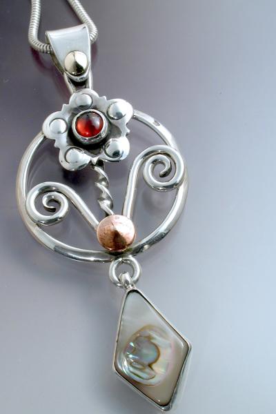 Circle Curl Flower Pendant with Garnet & Abalone Shell