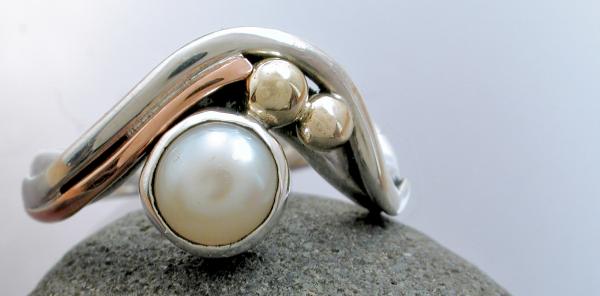 Silver, copper & gold Pearl Ring