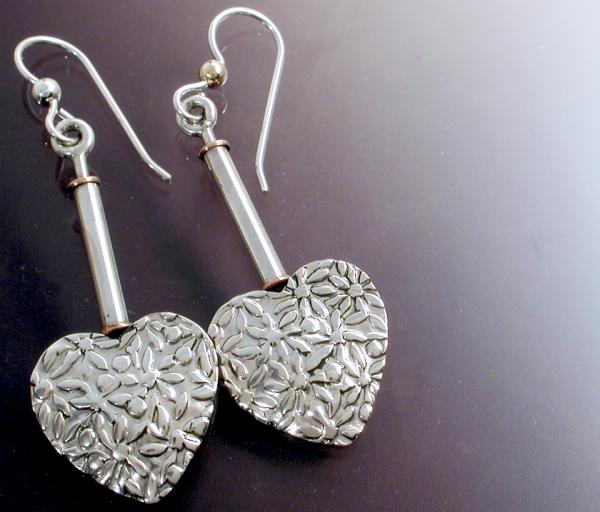 Textured Heart Earrings picture