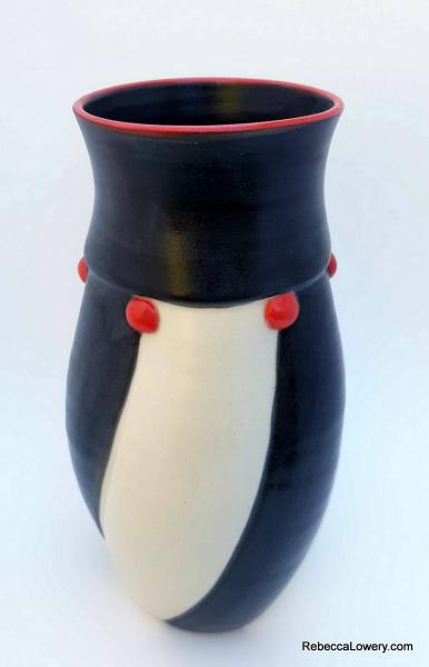 Black & White Twist Vase picture