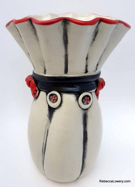 Vanilla Clam Shell Vase