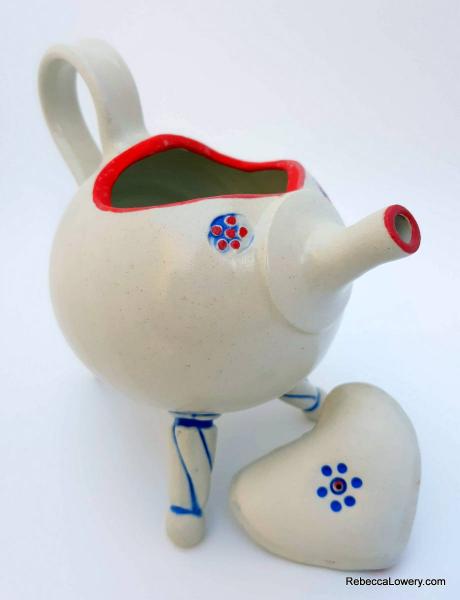 Tripod Teapot, a whimsical ceramic teapot with tripod base, rattle lid picture