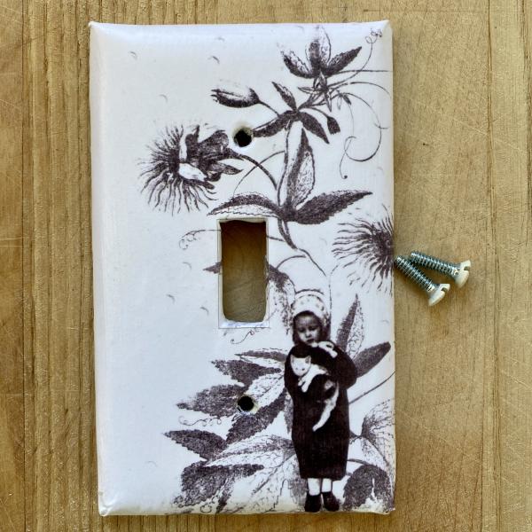 "Secret Garden" Switch Plate