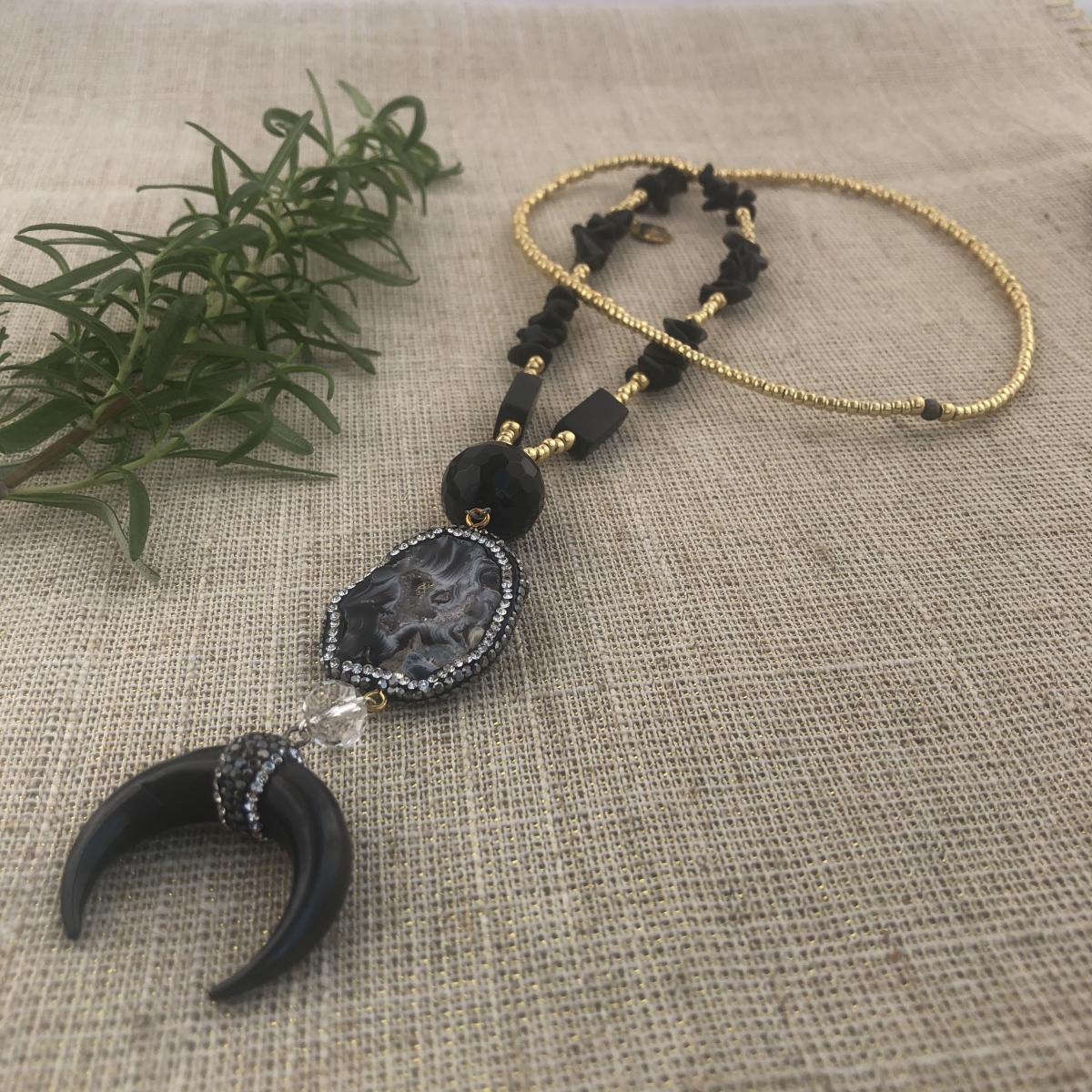 Black Crescent picture