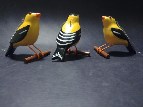 Goldfinch Ornament picture