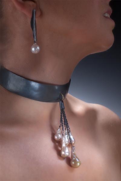Pearl Choker picture