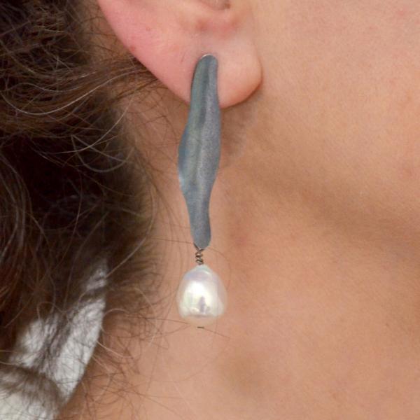 Long Pearl Oxidized Earrings picture