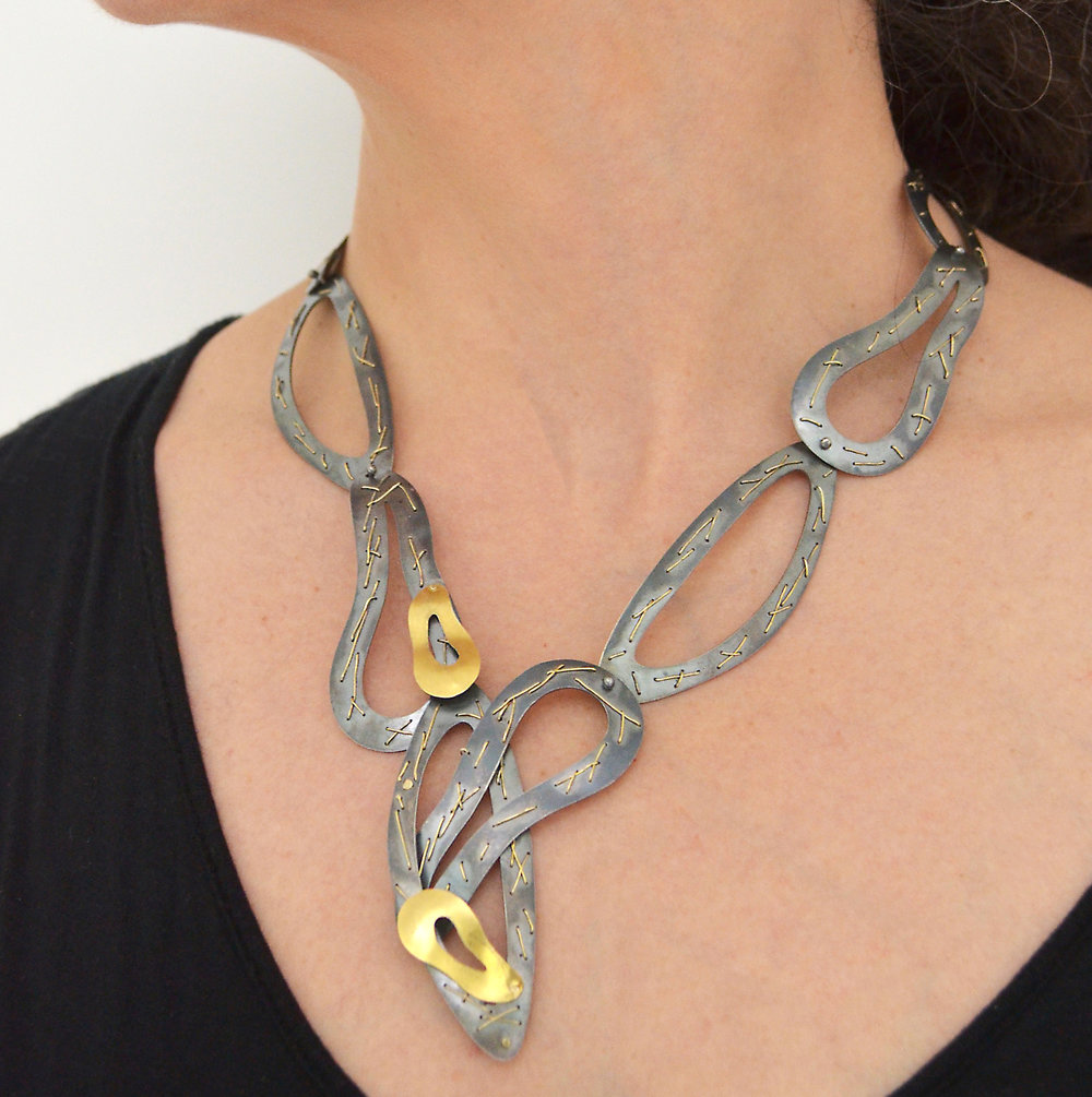 Heroine Necklace V picture