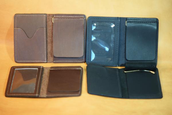 Front pocket wallet with window