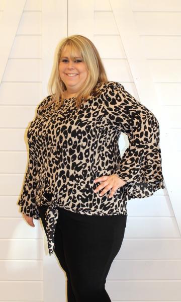 Fall For You Leopard Top picture