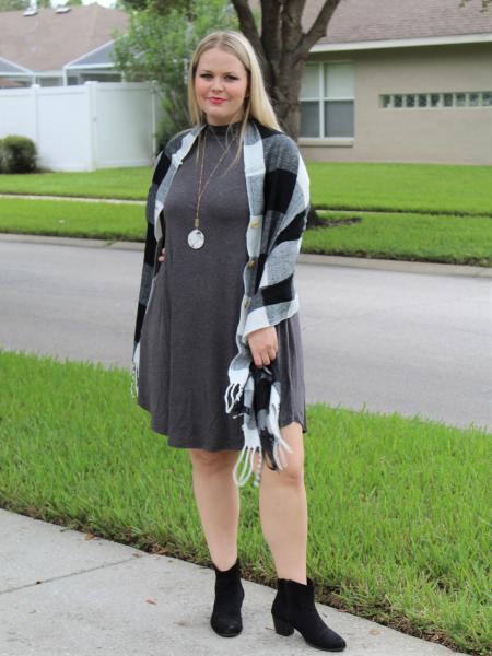 Buffalo Plaid Button Scarf/Wrap picture