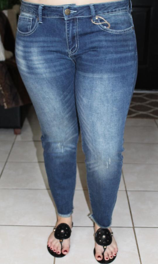 Bella Jeans picture
