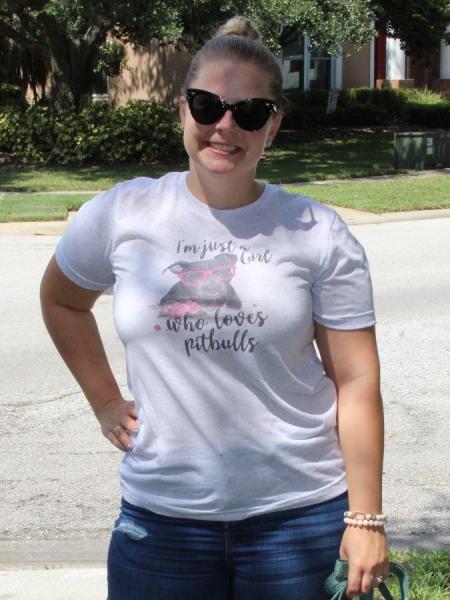 Girl Who Loves Pitbulls Tee picture