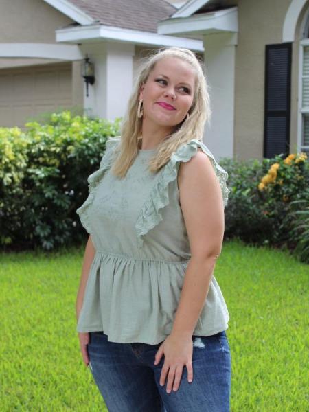 Crochet Ruffle Top picture