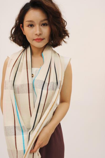 Plaid Cotton Scarf picture