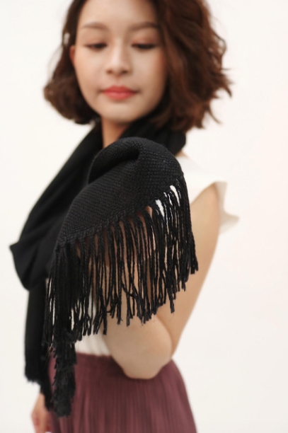 Black Bamboo Tassel Scarf picture