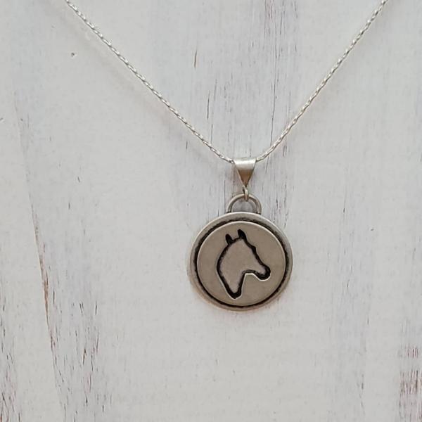 Horse pendant picture