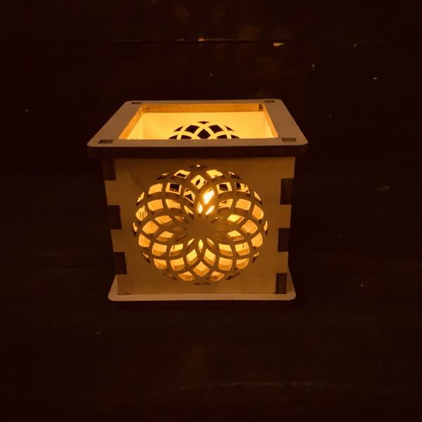 Dahlia - Tea Light Holder picture