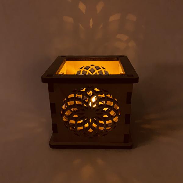 Dahlia - Tea Light Holder picture