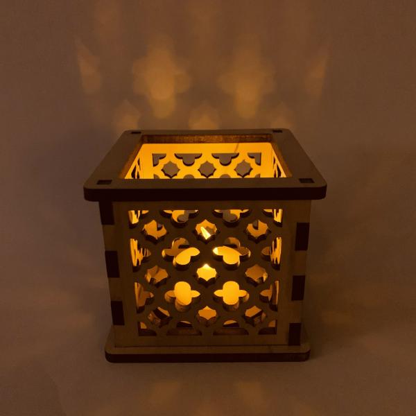 Moroccan Trellis Barbed Quatrefoil - Tea Light Holder picture