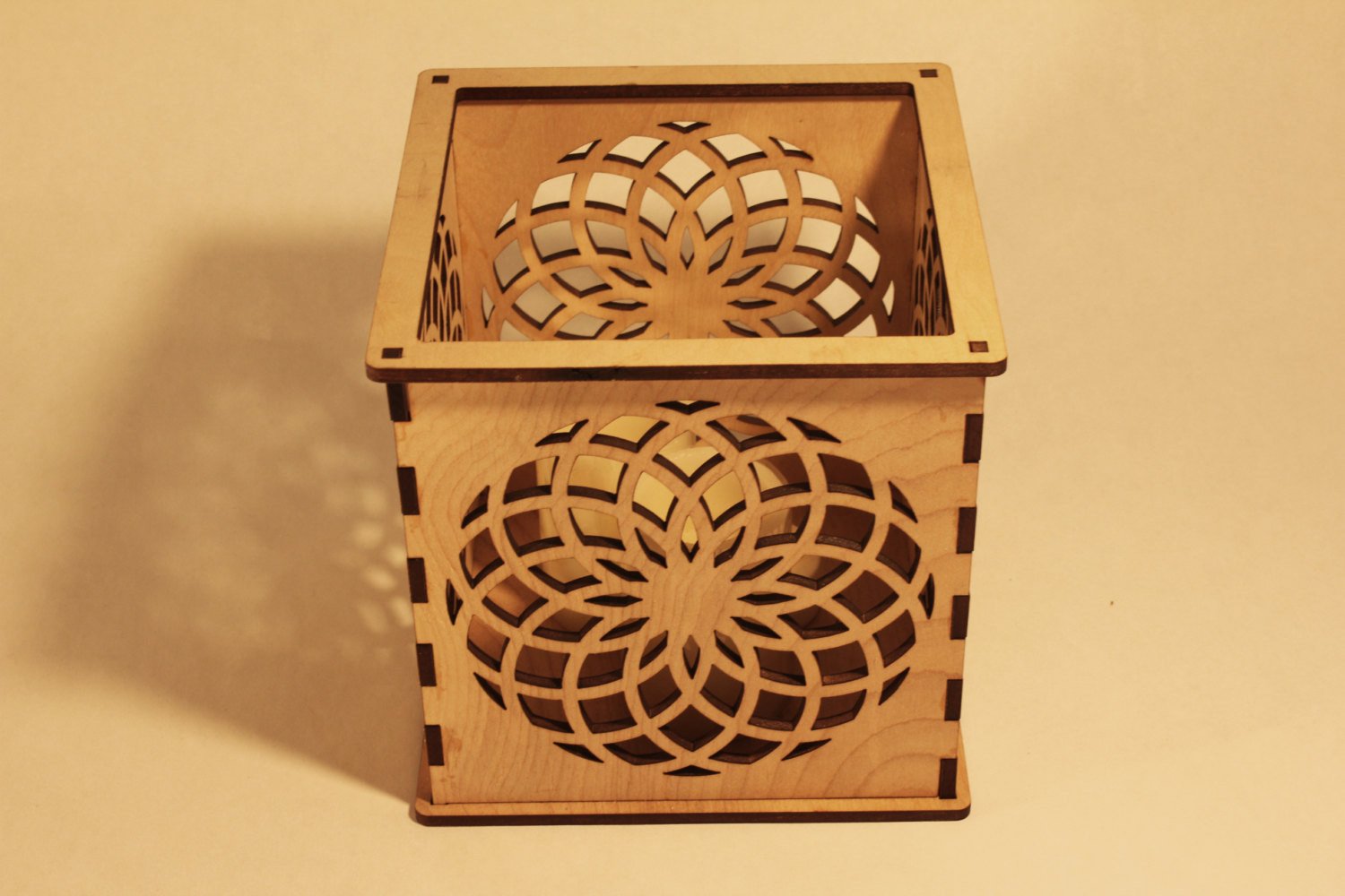 Dahlia - Pillar Candle holder picture